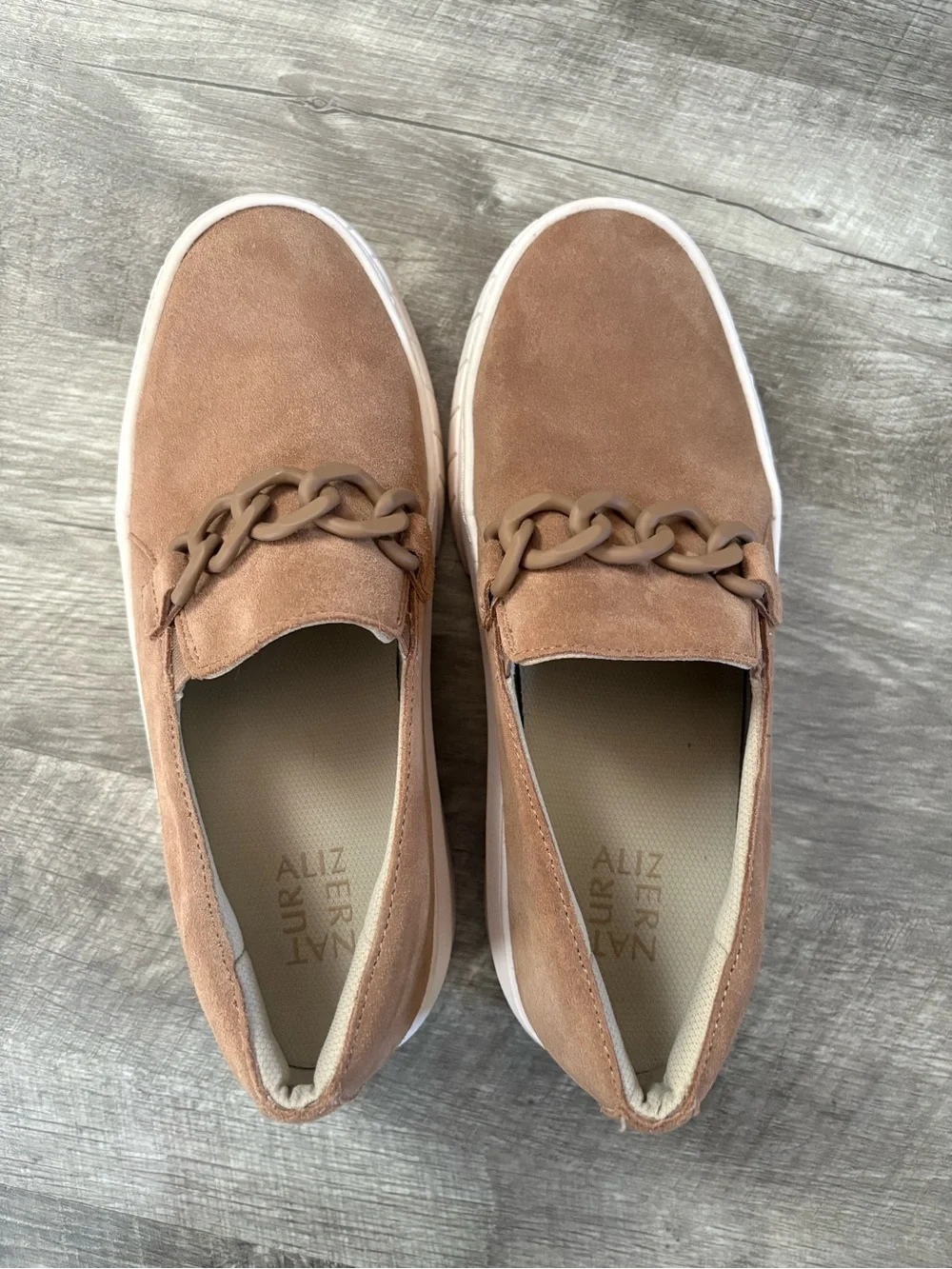 Naturalizer Daphne Platform Slip-on Sneakers Size 8.5 Wide Real Leather